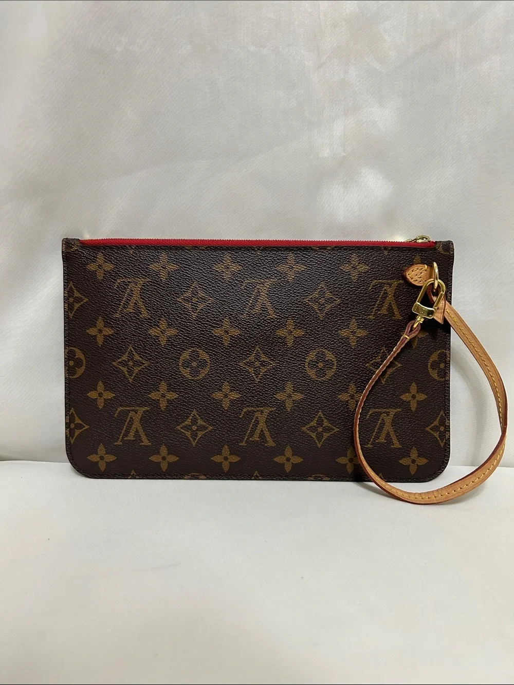Louis Vuitton Monogram Canvas Neverfull Pochette